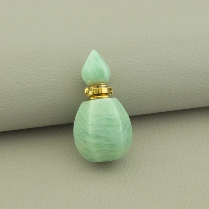 Амазоніт: Камінь гармонії та внутрішньої рівноваги